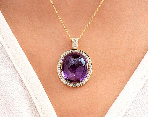 18K Yellow Gold East-West Oval Amethyst and Diamond Ring