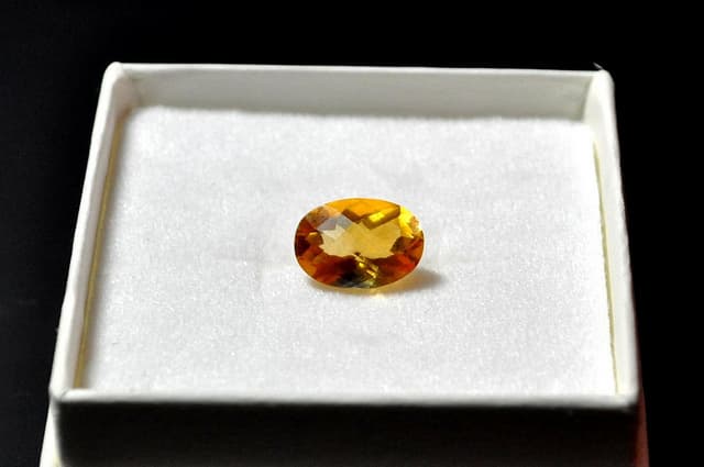 Citrine - Gemstone heat treatments