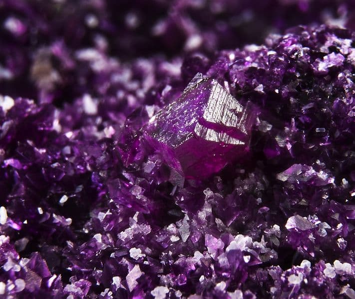Kämmererite crystals