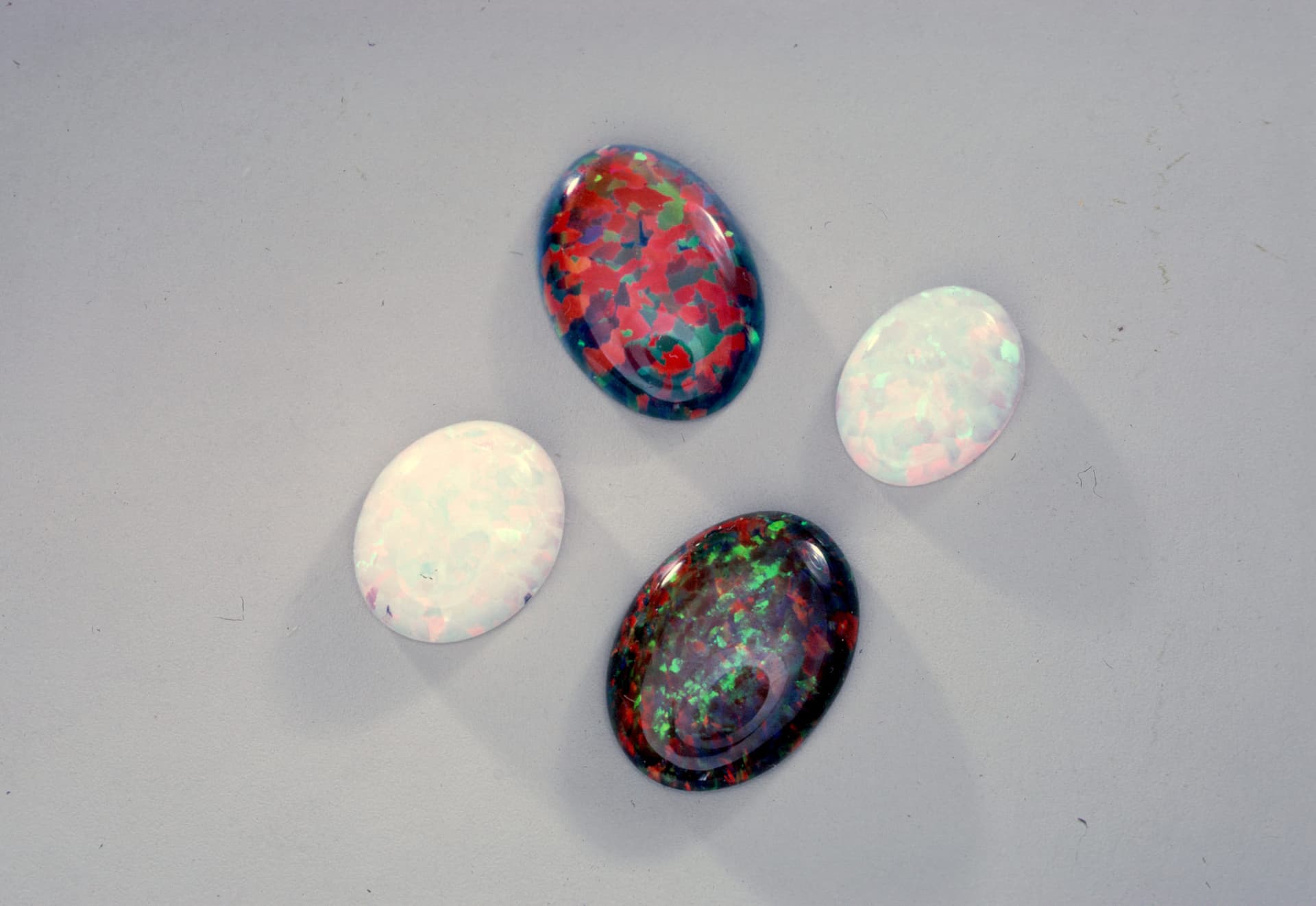 Gilson synthetic opals
