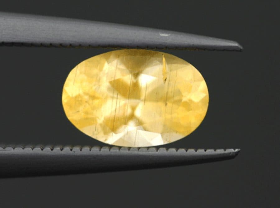 scapolite, UV light - ultraviolet testing