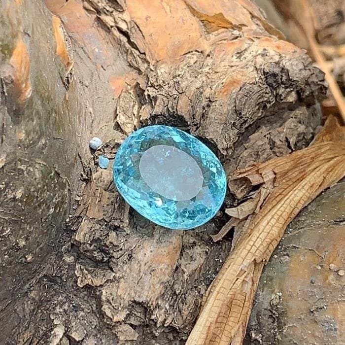 paraiba tourmaline