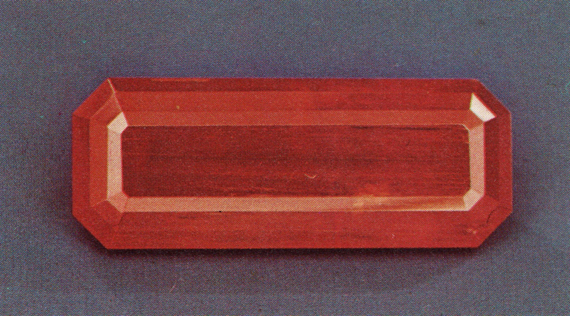 faceted crocoite - Dundas, Tasmania