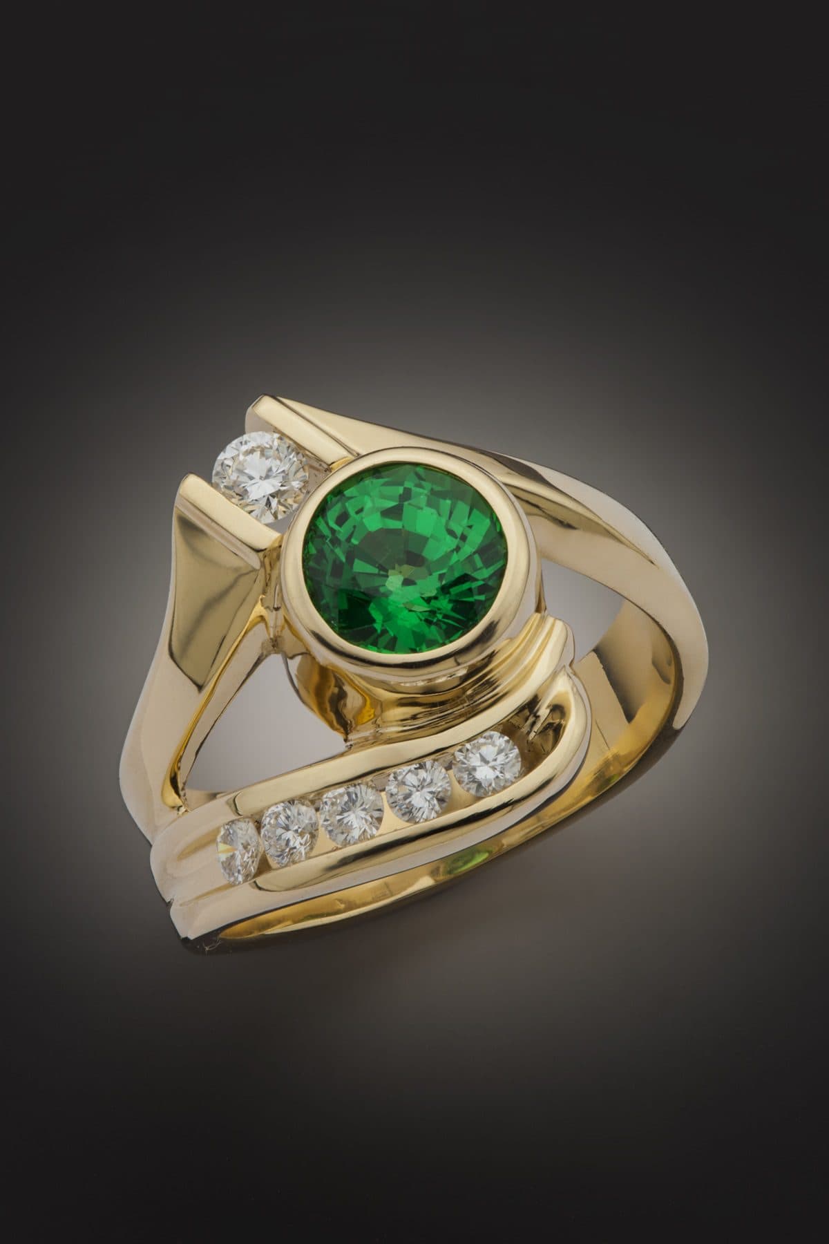garnet buying - tsavorite ring