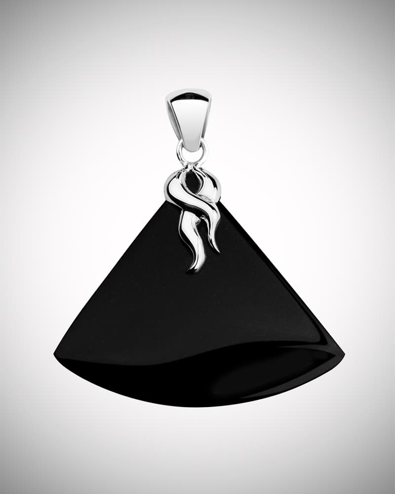 jade buying - black jade pendant