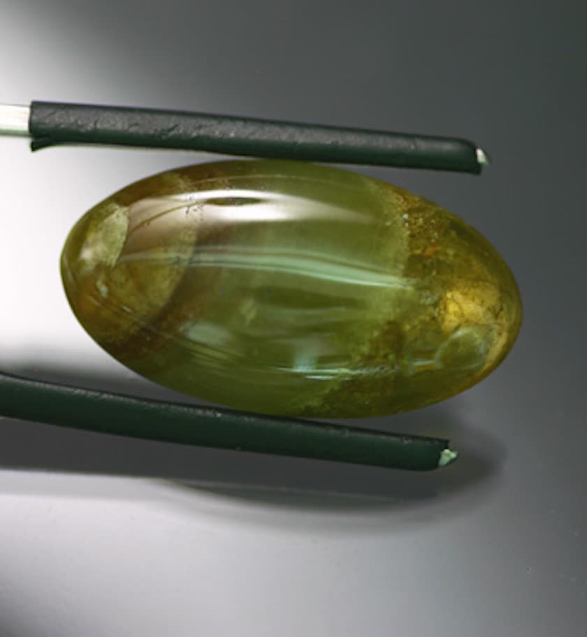 hydrogrossular cabochon - Peru