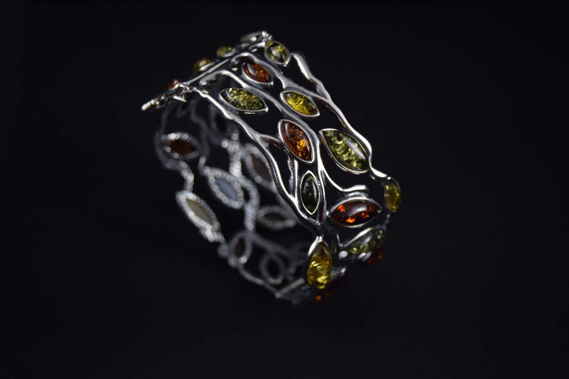 amber buying - multi-color amber bracelet