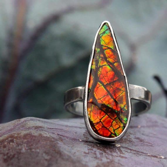 ammolite buying guide - dragonstone ring