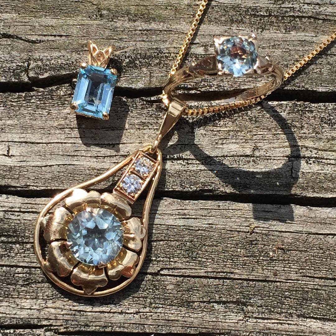 blue gemstones - aquamarine