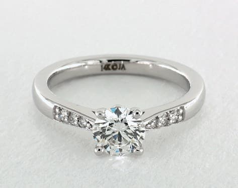 0.70ct tapered pave engagement ring - what carat diamond should I choose