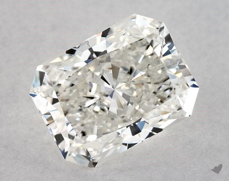eye-clean SI2 - radiant-cut diamonds