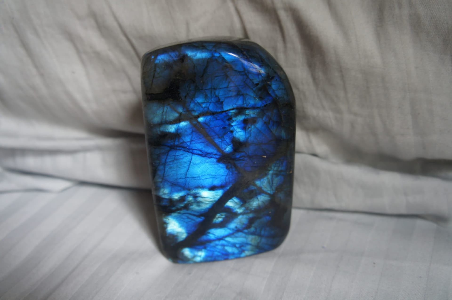 labradorite - opal simulants