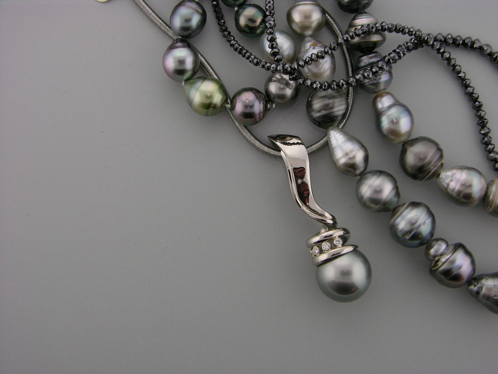 irradiated freshwater pearls - pearl treatments.