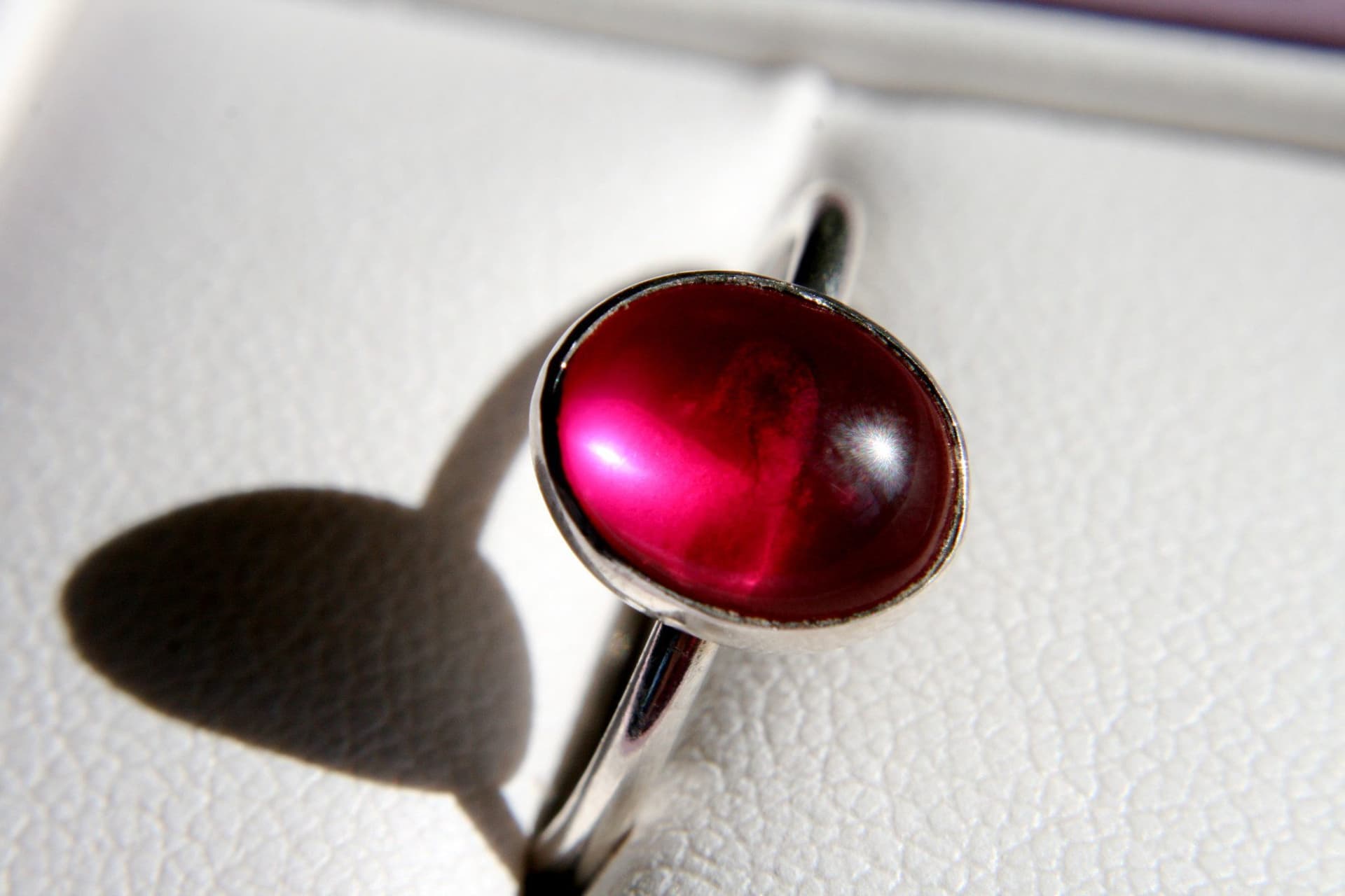 ruby cabochon ring