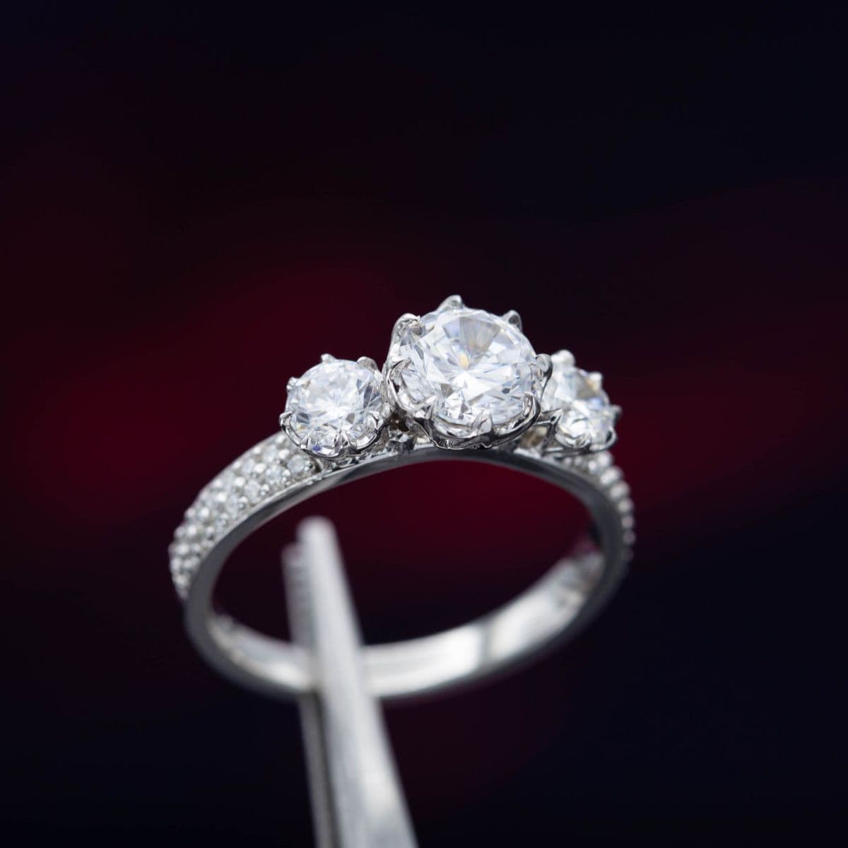 Cubic Zirconia vs Diamonds: Key Differences