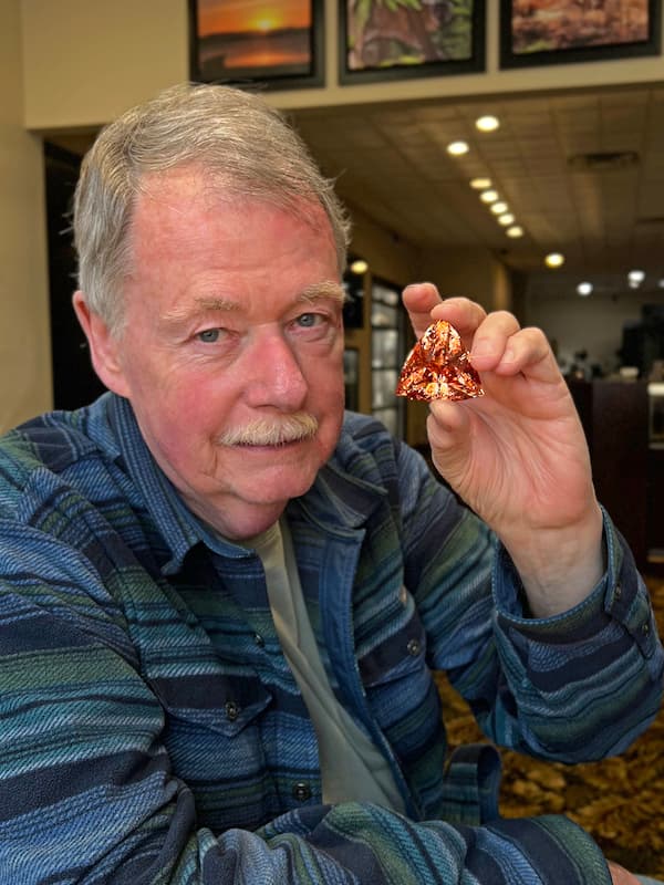 steve moriarty holding 274-ct trilliant morganite