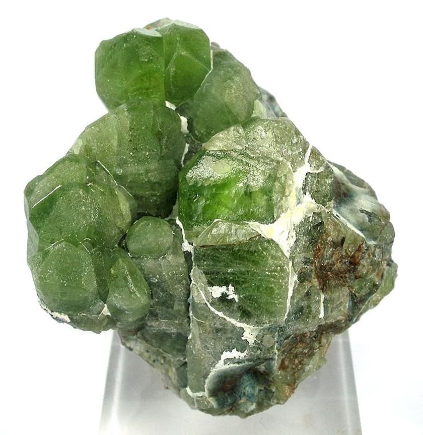 forsterite (peridot) - Pakistan