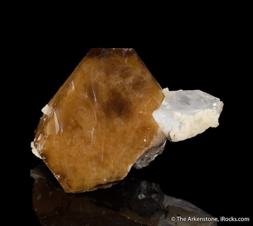 scheelite - normal light - China