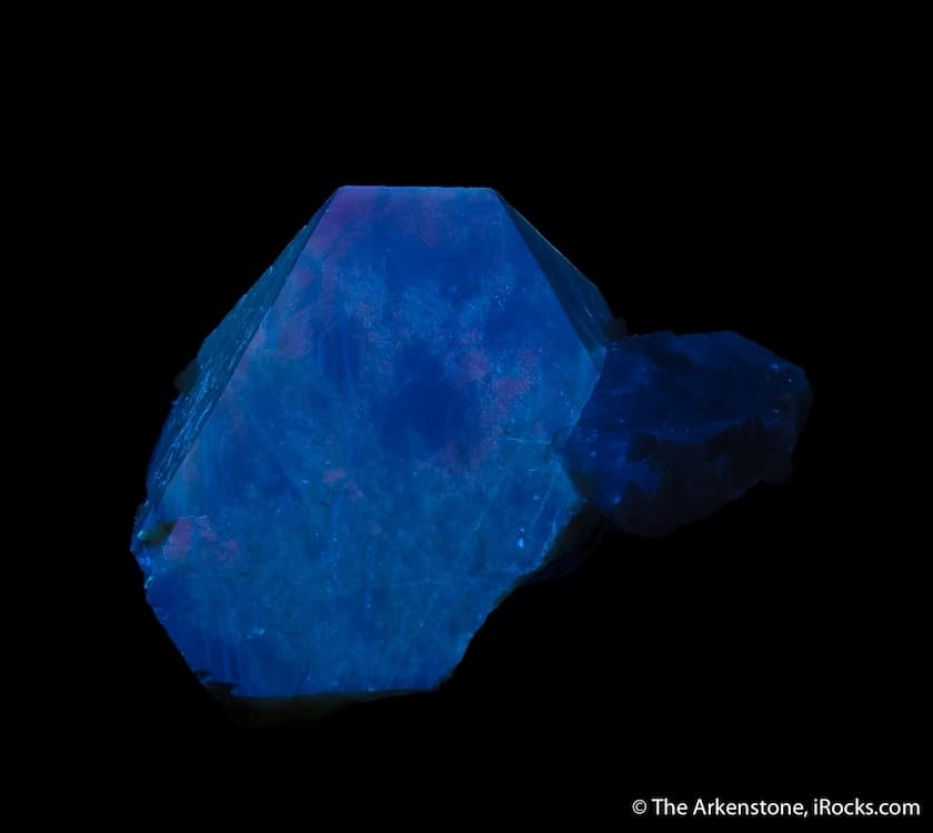 scheelite - UV light - China