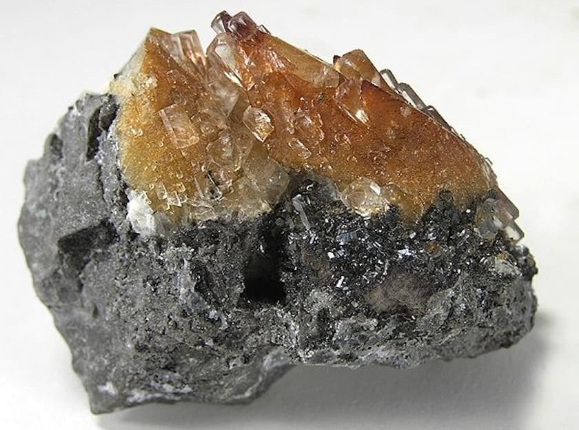 calcite scalenohedrons - Canada