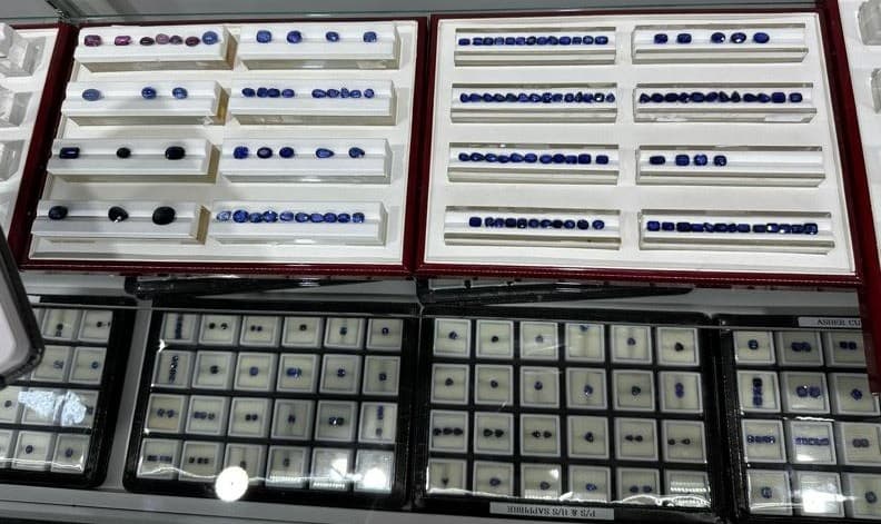 Sapphires White Color Gems