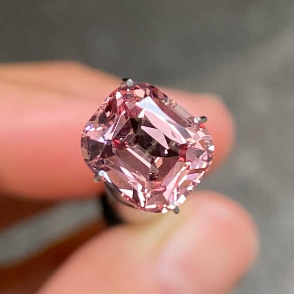 A Malaya garnet