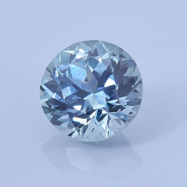 Finished version of Fancy Round Brilliant Cut Sapphire