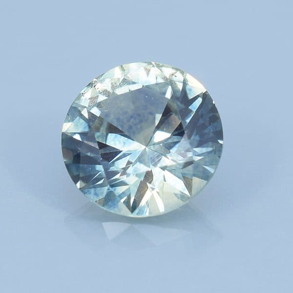 Finished version of Round Brilliant Cut Sapphire