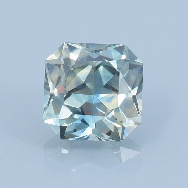 Finished version of Square Brilliant Cut Sapphire