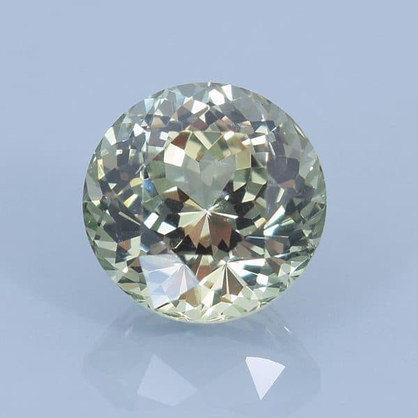 Finished version of Portuguese Brilliant Cut Sapphire