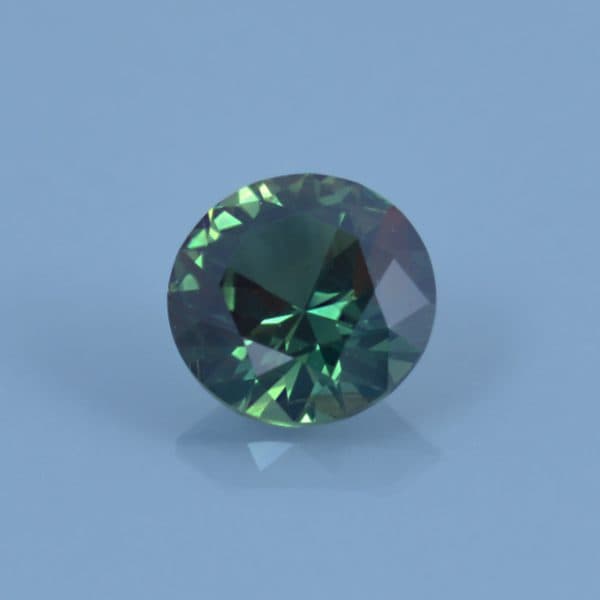 Finished version of Round Brilliant Cut Sapphire