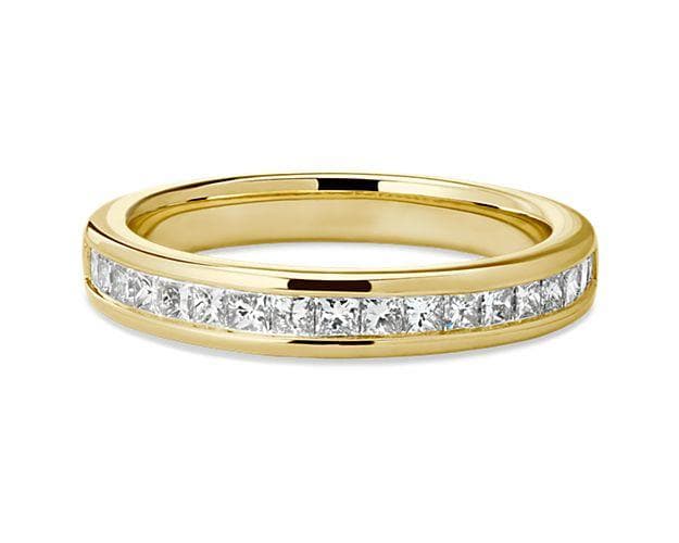 princess cut diamond18k gold ring channel