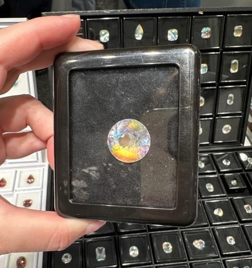 50.73 ct. moonstone Nature De Colours Co., Ltd.