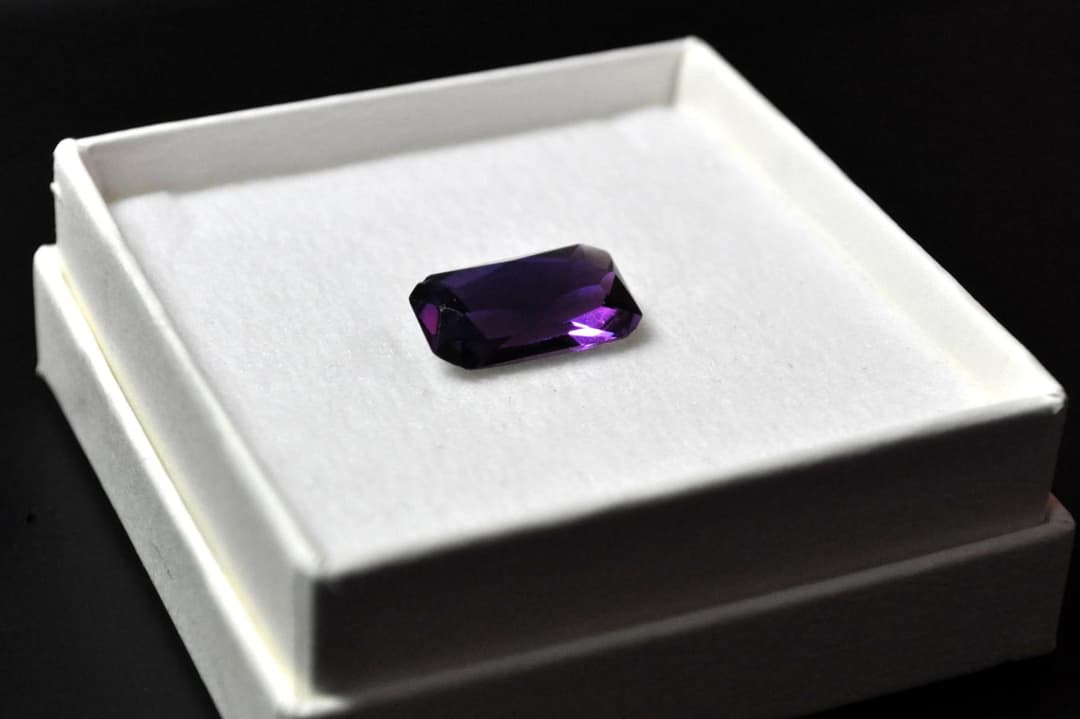 What are LabGrown Sapphires? International Gem Society