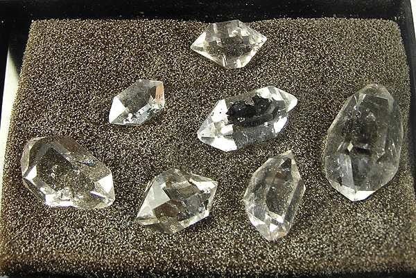 "Herkimer diamonds" quartz, double terminations - gem formation