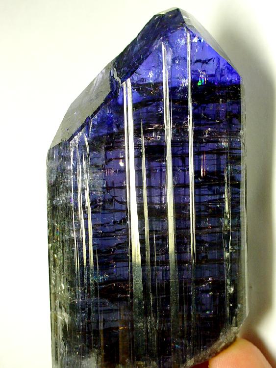 gemstone birefringence - zoisite