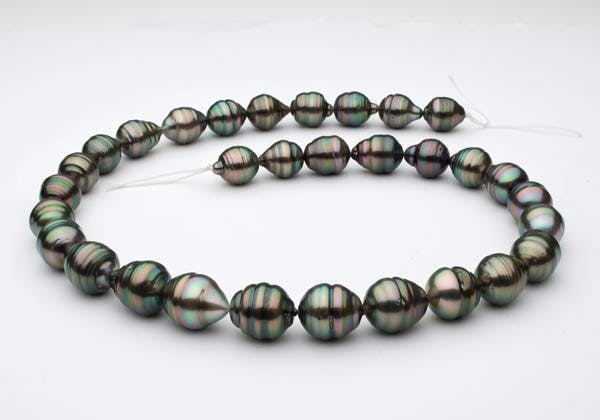 pearl buying - Circle Tahitian pearls