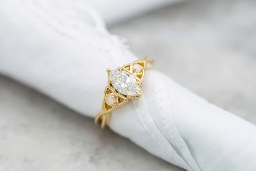 Is an I Clarity Diamond a Good Buy? International Gem Society