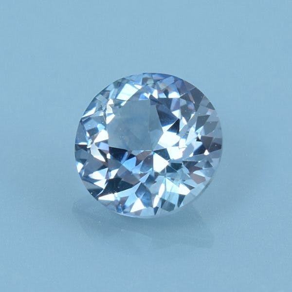 Finished version of CustomRound Brilliant Cut Sapphire