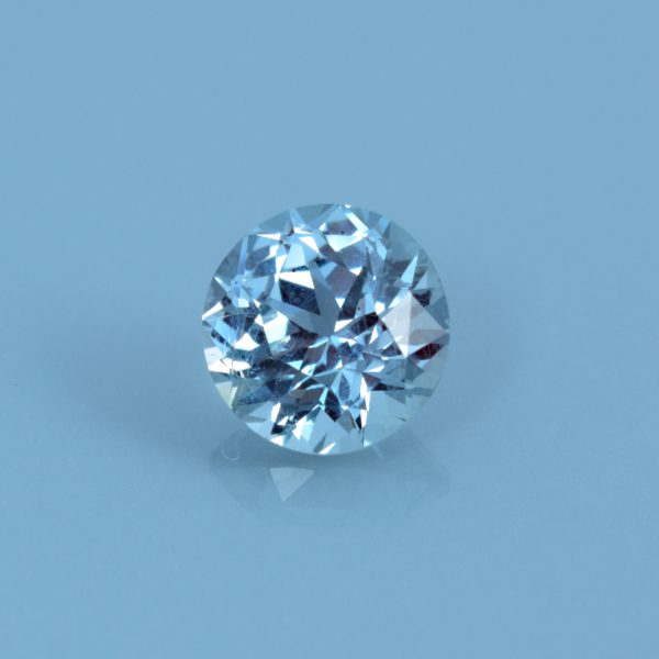 Finished version of Custom Round Brilliant Cut Sapphire