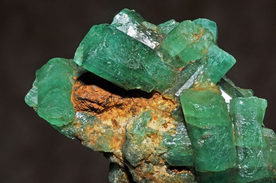 emeralds on matrix - normal light