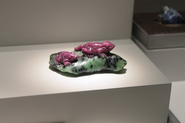 Carved jade - gemstone hardness