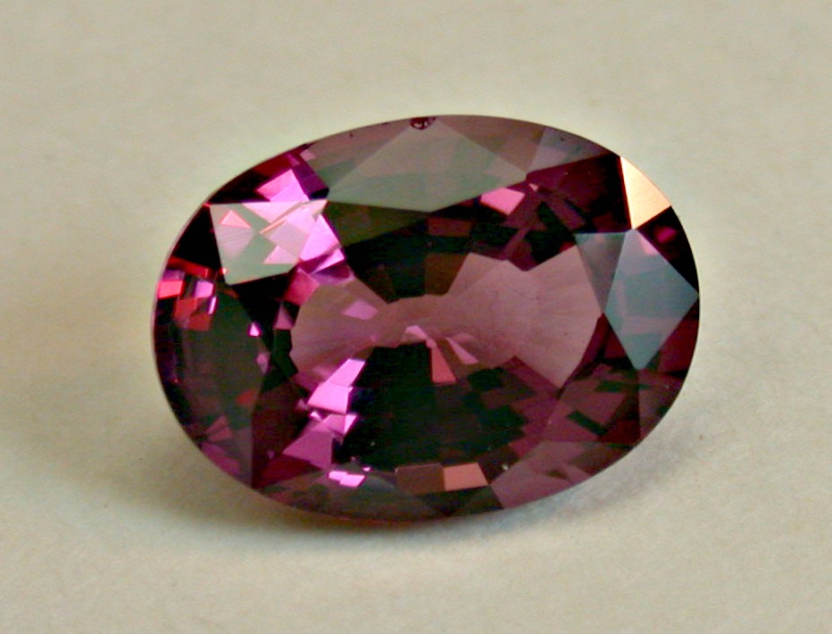 Spinel - Sri Lanka, 7-8 hardness