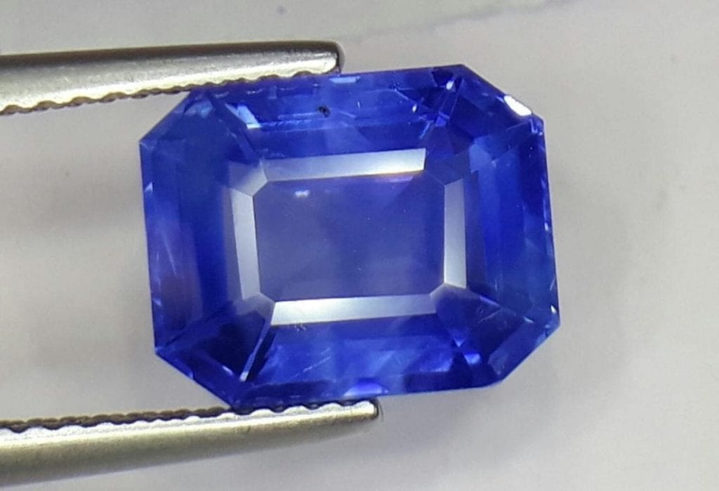 Kashmir sapphire