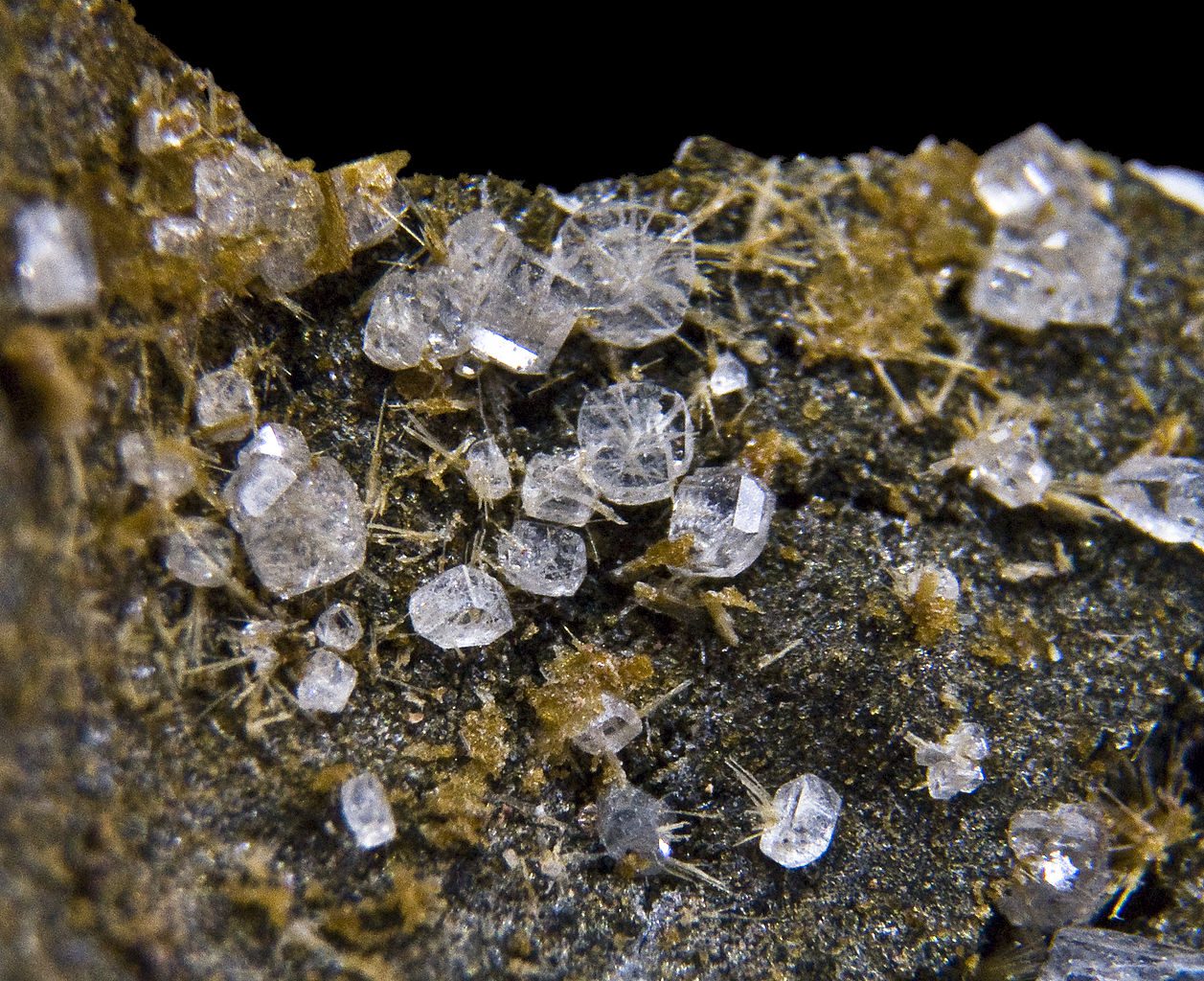 phosgenite with cerussite - Greece
