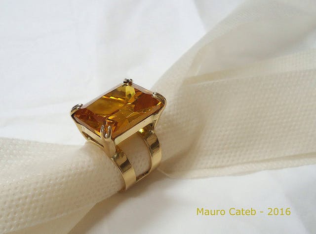 topaz and gold ring
