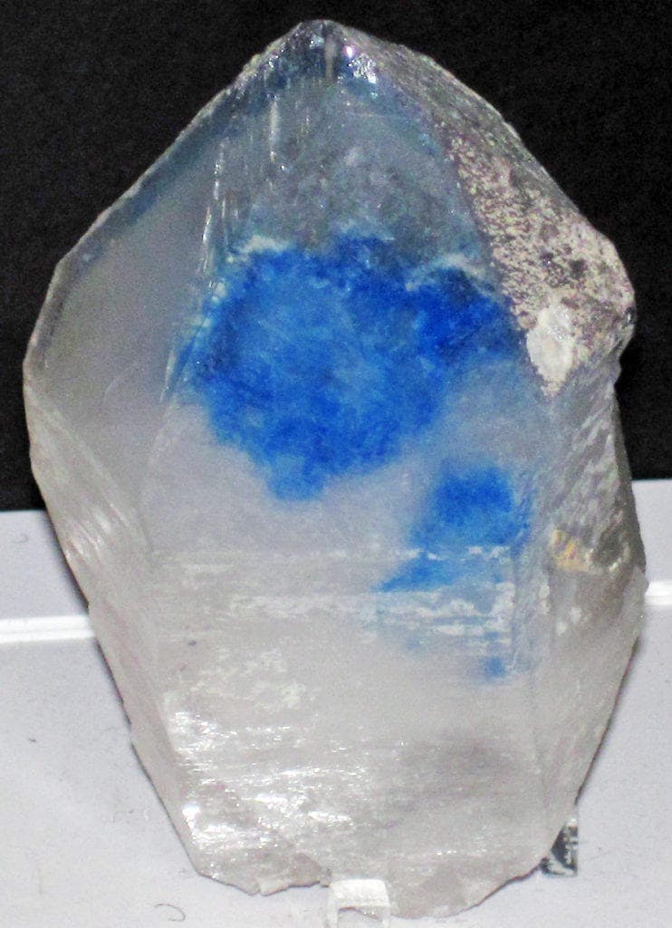 papagoite inclusion in quartz - South Africa