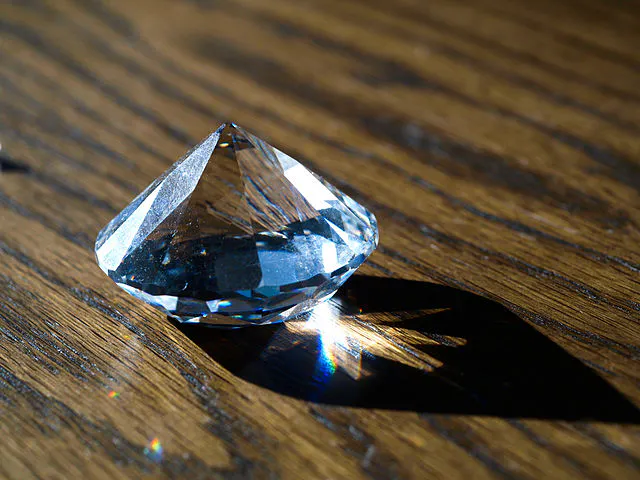 diamond myths - synthetic diamond