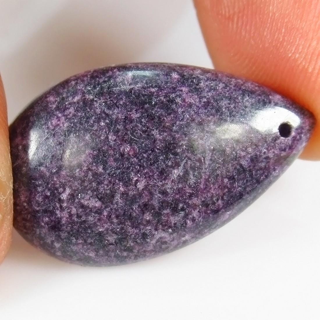 purpurite cabochon