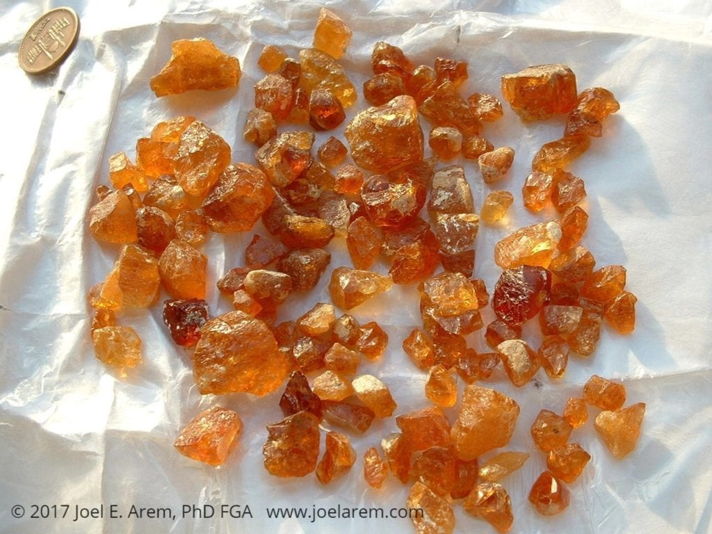 clinohumite gem rough - humite mineral series